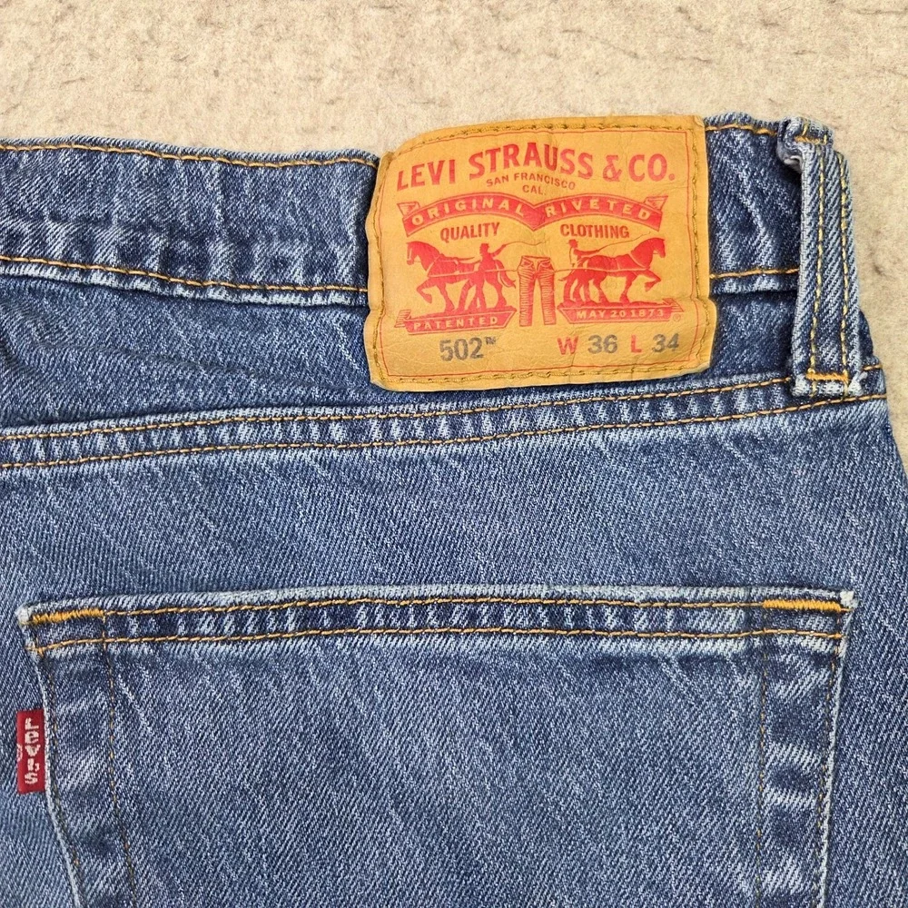 Levi's 502 Tapered Jeans 36x34 Dark Wash Stretch Denim Regular Taper Distressed